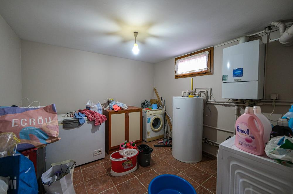 KURTKÖY PARK EVLERİ KİRALIK 5+2 VİLLA