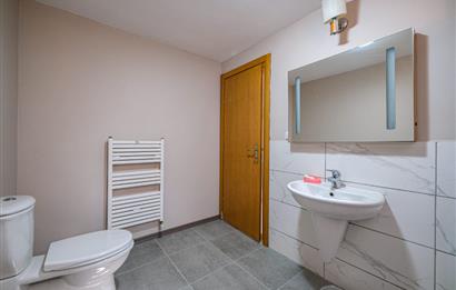 KURTKÖY PARK EVLERİ KİRALIK 5+2 VİLLA
