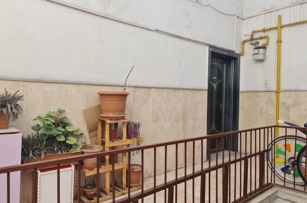 ETİMESGUT İSTASYON MAHALLESİ BAĞLICA CADDESİ ÜZERİNDE