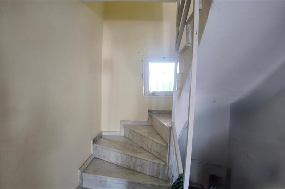 Yeni Foça Petra Koyu'nda Satılık Dublex 3+1 Villa