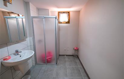 KURTKÖY PARK EVLERİ KİRALIK 5+2 VİLLA