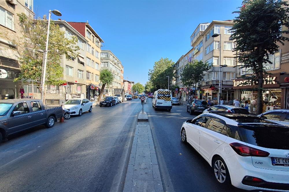 SARIYER MERKEZ ANA CADDE ÜZERİNDE KİRALIK 2+1 TİCARİ OFİS - BÜRO