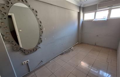 SARIYER MERKEZ ANA CADDE ÜZERİNDE KİRALIK 2+1 TİCARİ OFİS - BÜRO