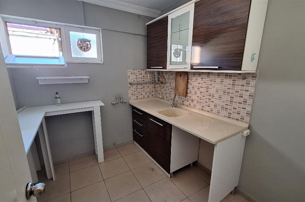 SARIYER MERKEZ ANA CADDE ÜZERİNDE KİRALIK 2+1 TİCARİ OFİS - BÜRO
