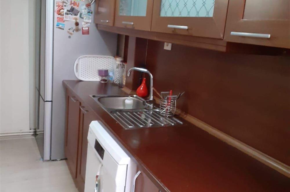 Beykent Hasbahçe sitesinde Satılık 3+1 Ara kat daire..