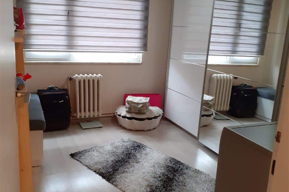 Beykent Hasbahçe sitesinde Satılık 3+1 Ara kat daire..