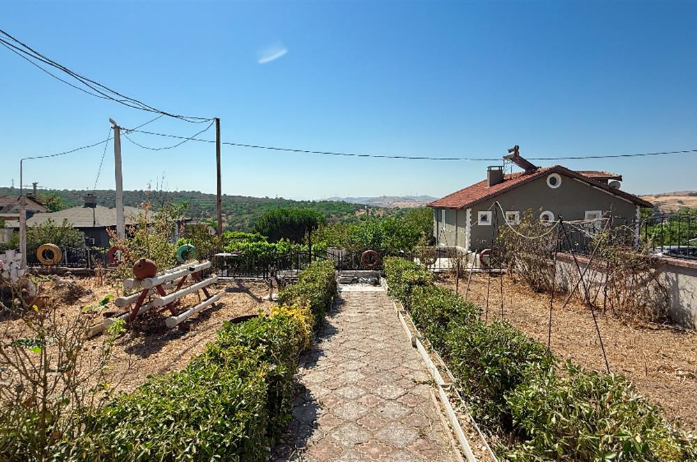 C21 BAL'dan DAVUTLAR EN GÜZEL MEVKİSİNDE BARAJ MANZARALI MÜSTAKİL EV