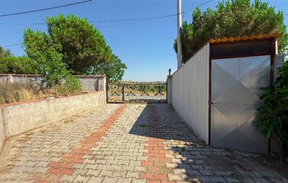 C21 BAL'dan DAVUTLAR EN GÜZEL MEVKİSİNDE BARAJ MANZARALI MÜSTAKİL EV