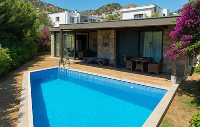 Bodrumda Müstakil Havuzlu Satılık Villa