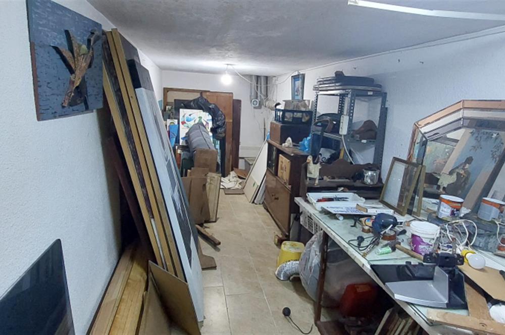 Bodrum-Eskiçeşme Caferpaşa cadde üzerinde yatırıma uygun fırsat fiyatla satılık dükkan