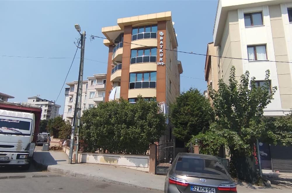GÜZELYALI MARMARAY DİBİ SATILIK GENİŞ 3+1 DAİRE