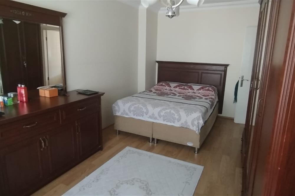 GÜZELYALI MARMARAY DİBİ SATILIK GENİŞ 3+1 DAİRE