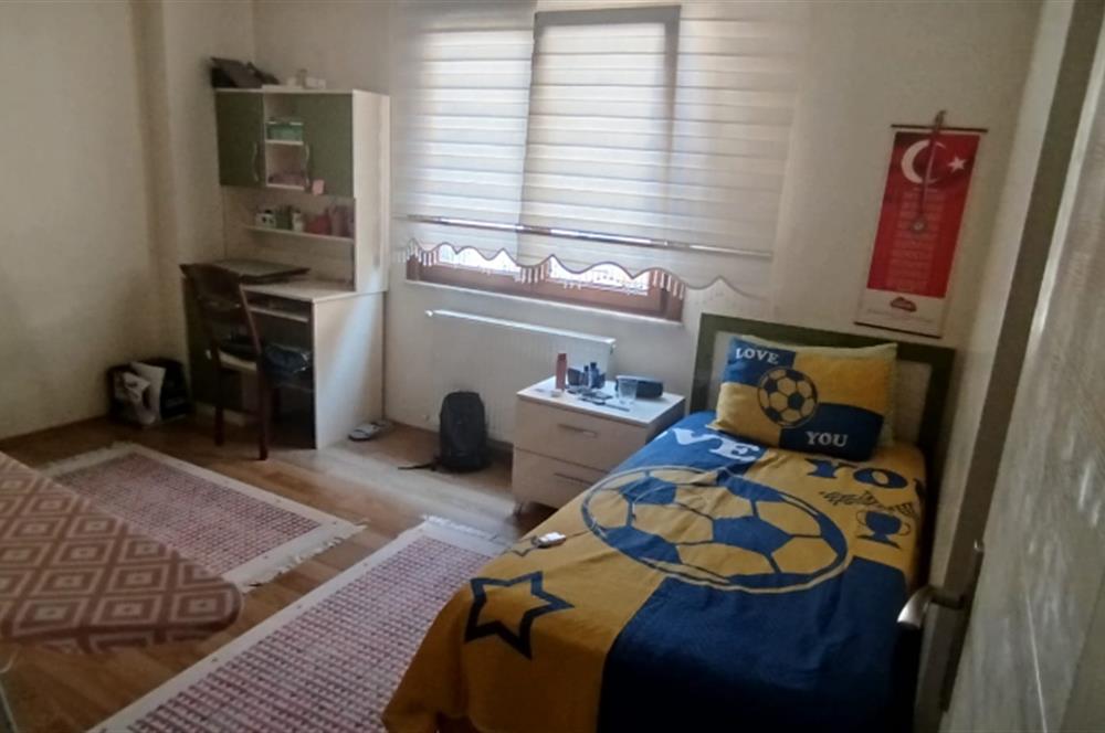 GÜZELYALI MARMARAY DİBİ SATILIK GENİŞ 3+1 DAİRE