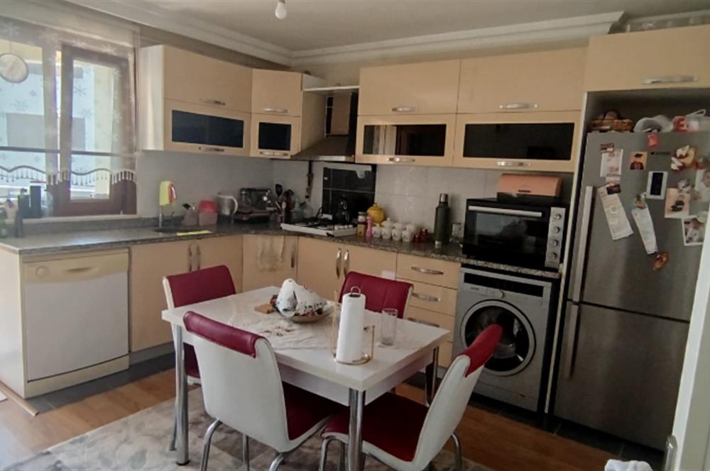 GÜZELYALI MARMARAY DİBİ SATILIK GENİŞ 3+1 DAİRE