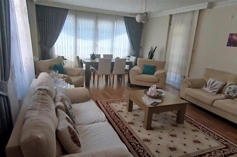 GÜZELYALI MARMARAY DİBİ SATILIK GENİŞ 3+1 DAİRE