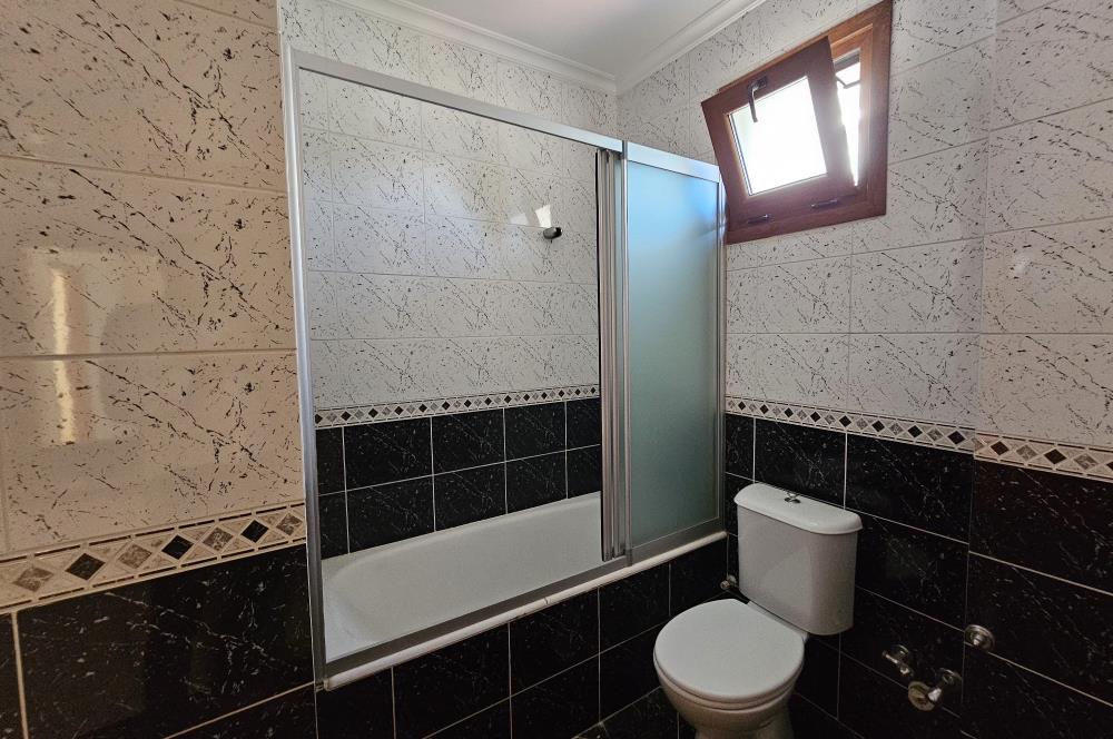 TUZLA POSTANE MAHALLESİ OĞUZHAN SİTESİNDE 6+2 MÜSTAKİL VİLLA
