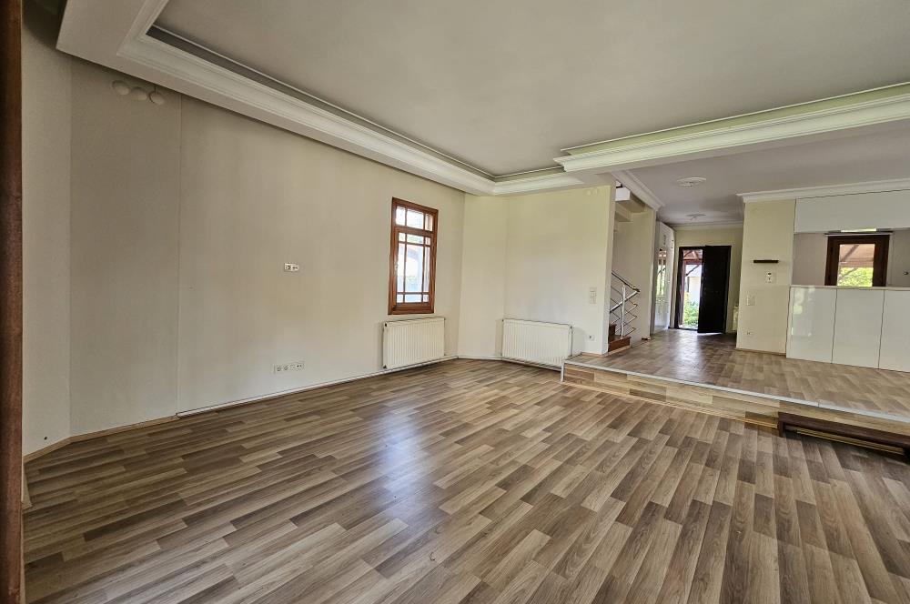 TUZLA POSTANE MAHALLESİ OĞUZHAN SİTESİNDE 6+2 MÜSTAKİL VİLLA