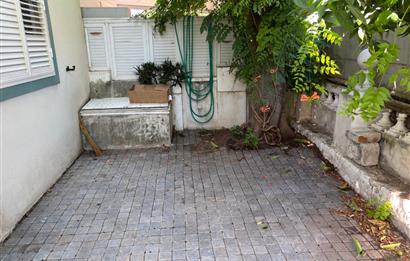 Eskiçeşme Denize Yürüme Mesafesinde Müstakil Triplex Villa