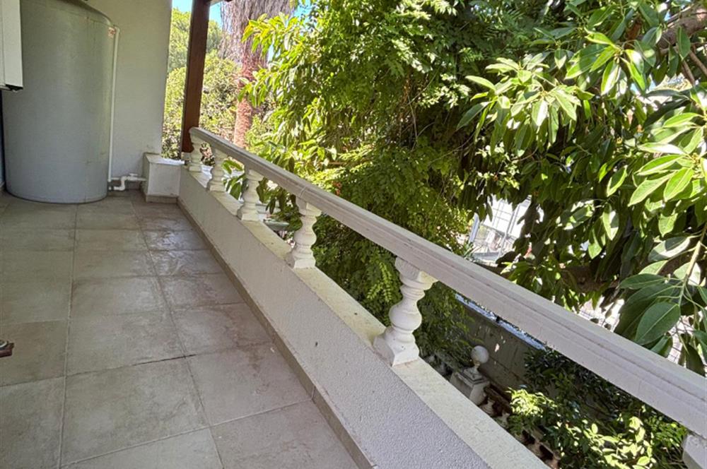 Eskiçeşme Denize Yürüme Mesafesinde Müstakil Triplex Villa