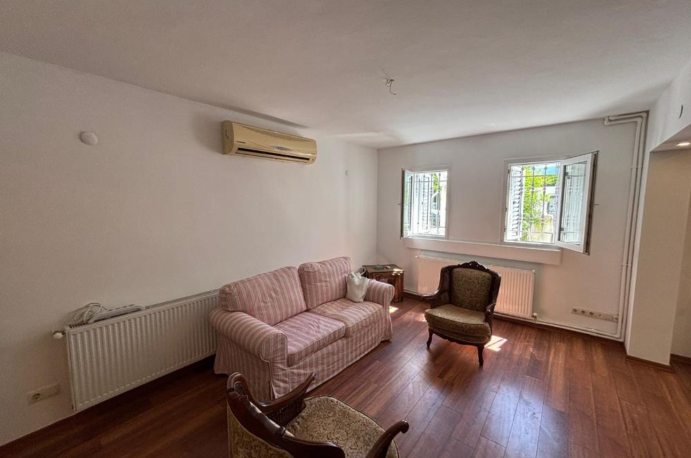 Eskiçeşme Denize Yürüme Mesafesinde Müstakil Triplex Villa