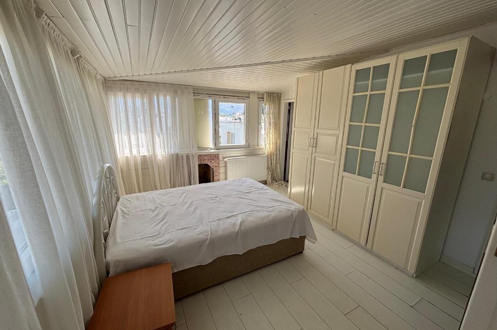 Eskiçeşme Denize Yürüme Mesafesinde Müstakil Triplex Villa