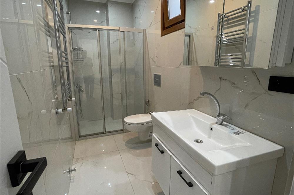 FEYZULLAH CADDESİ MERT SOKAK’TA 1+1 50m2 NET BAKIMLI TERS DUBLEKS