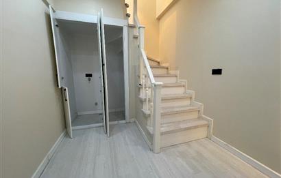 FEYZULLAH CADDESİ MERT SOKAK’TA 1+1 50m2 NET BAKIMLI TERS DUBLEKS
