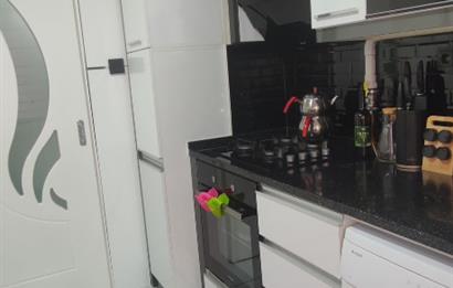 CENTURY 21 PLUS GAYRİMENKULDEN YEŞİLYURT MH 3+1 TEMİZ DAİRE