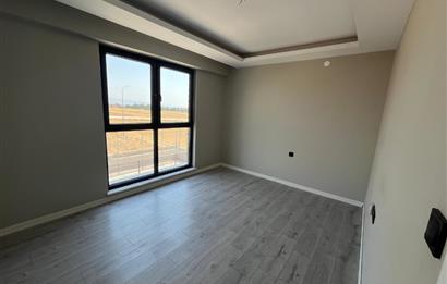 CENTURY21 VİZYON'DAN ZİNCİRLİKUYU'DA SİTE İÇİ KİRALIK 3+1 DAİRE