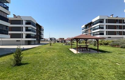 CENTURY21 VİZYON'DAN ZİNCİRLİKUYU'DA SİTE İÇİ KİRALIK 3+1 DAİRE