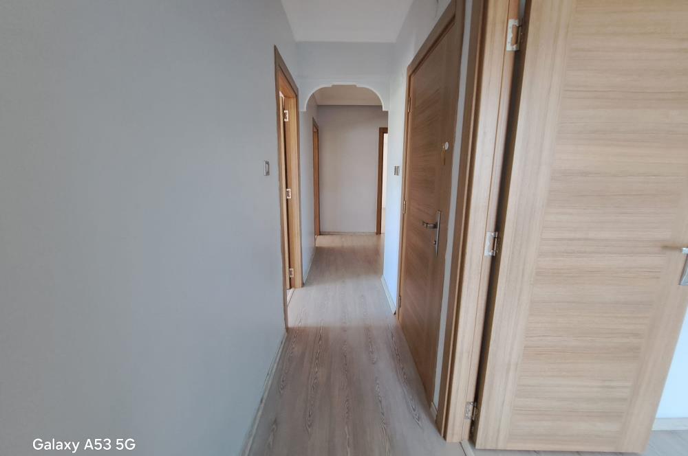 Kartal Cevizlide Arakat , Balkonlu, Geniş 3+1 Kiralık Daire