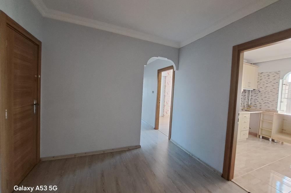 Kartal Cevizlide Arakat , Balkonlu, Geniş 3+1 Kiralık Daire