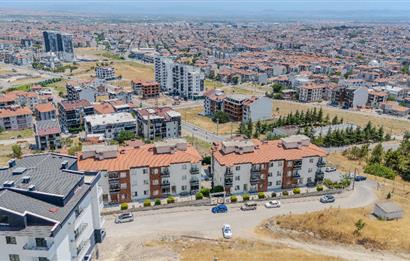 C21 LOCA'DAN HAVUZLU SİTEDE SATILIK DAİRE