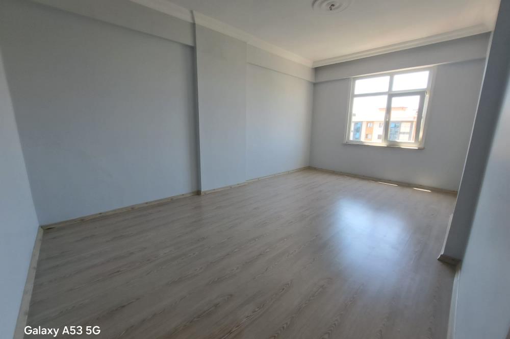 Kartal Cevizlide Arakat , Balkonlu, Geniş 3+1 Kiralık Daire