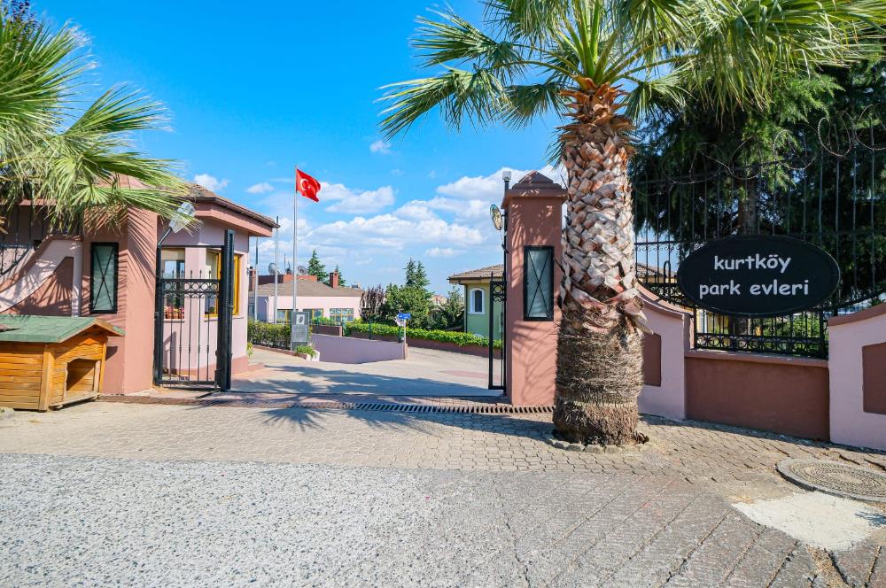 PENDİK YENİŞEHİR MAHALLESİ KURTKÖY PARK EVLERİ 6+2 SATILIK VİLLA