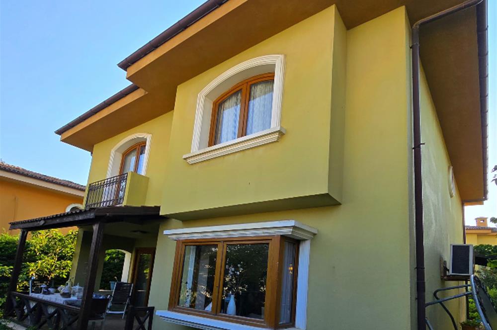 PENDİK YENİŞEHİR MAHALLESİ KURTKÖY PARK EVLERİ 6+2 SATILIK VİLLA