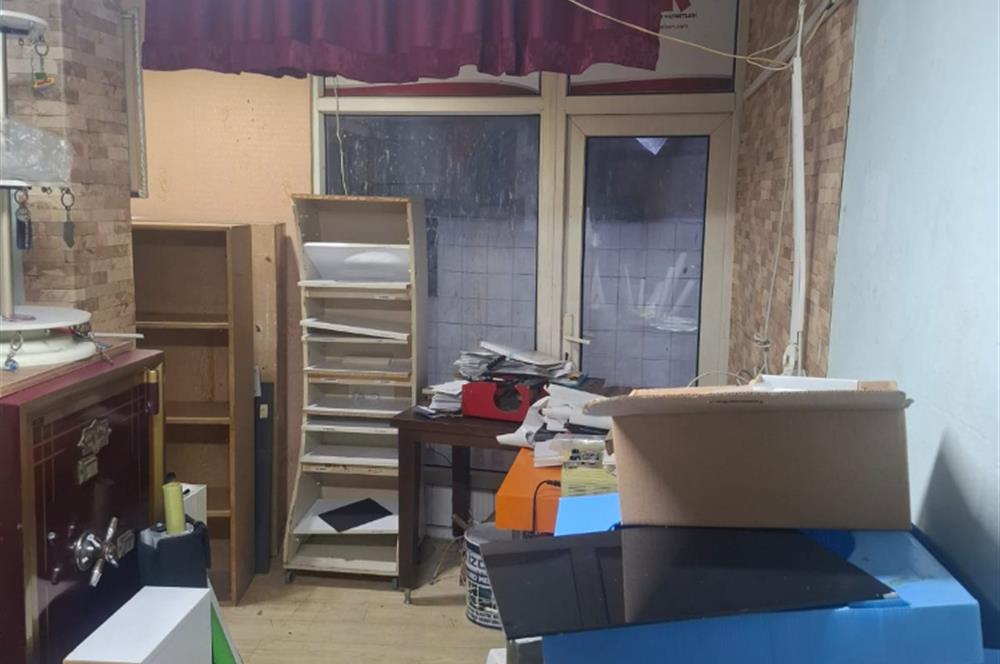 Eski kuyumcular Mahallesi Zemin Kat Dükkan Karesi/Balıkesir
