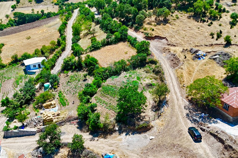 BAYAT MH. İKİ KAT İMARLI İZMİR YOLUNA 1,5 KM 739 M2 SATILIK ARSA