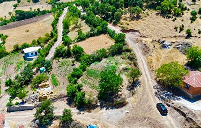 BAYAT MH. İKİ KAT İMARLI İZMİR YOLUNA 1,5 KM 739 M2 SATILIK ARSA