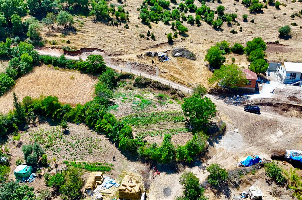 BAYAT MH. İKİ KAT İMARLI İZMİR YOLUNA 1,5 KM 739 M2 SATILIK ARSA