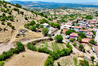 BAYAT MH. İKİ KAT İMARLI İZMİR YOLUNA 1,5 KM 739 M2 SATILIK ARSA