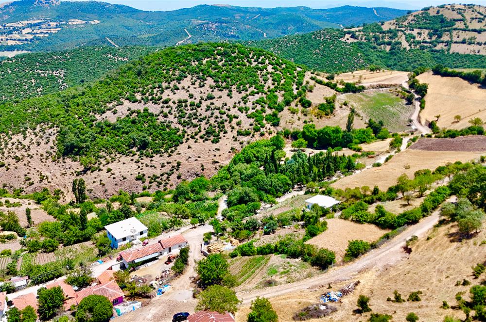 BAYAT MH. İKİ KAT İMARLI İZMİR YOLUNA 1,5 KM 739 M2 SATILIK ARSA