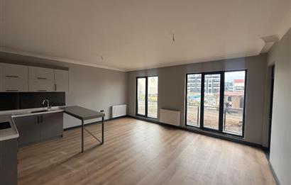 BÖLGE UZMANINDAN İNCEK'İN EN BÜYÜK METREKARELİ 1+1 SATILIK DAİRE