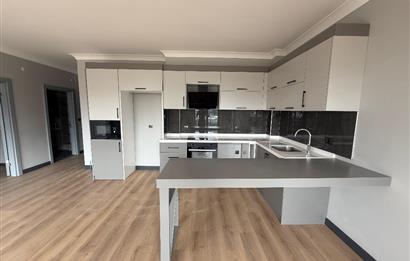 BÖLGE UZMANINDAN İNCEK'İN EN BÜYÜK METREKARELİ 1+1 SATILIK DAİRE