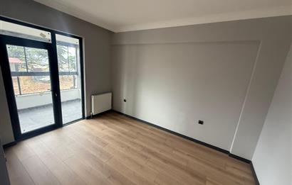 BÖLGE UZMANINDAN İNCEK'İN EN BÜYÜK METREKARELİ 1+1 SATILIK DAİRE