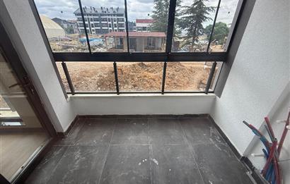 BÖLGE UZMANINDAN İNCEK'İN EN BÜYÜK METREKARELİ 1+1 SATILIK DAİRE