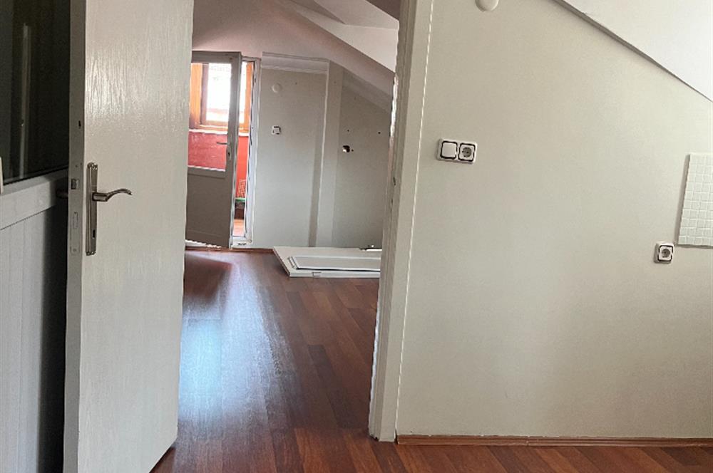 ÇAMLIK İKBAL CADDESİ ÜZERİNDE SATILIK 5+2 DUBLEKS DAİRE