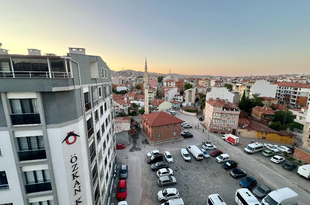 C21 BAL'DAN ÇAY MH. MERKEZİ LOKASYON SATILIK 2+1 MANZARALI DAİRE
