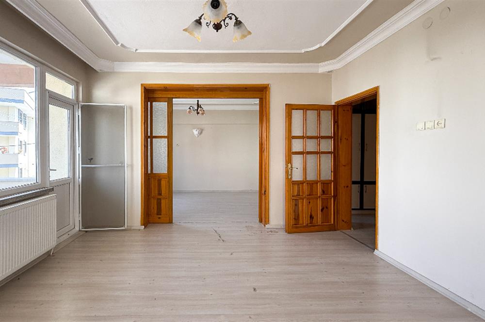 PAŞAALANINDA SATILIK 3+1  ARAKAT DAİRE 