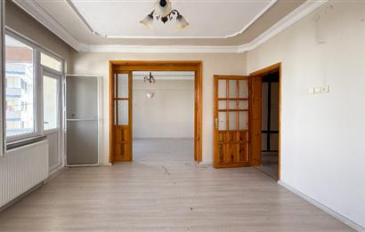 PAŞAALANINDA SATILIK 3+1  ARAKAT DAİRE 